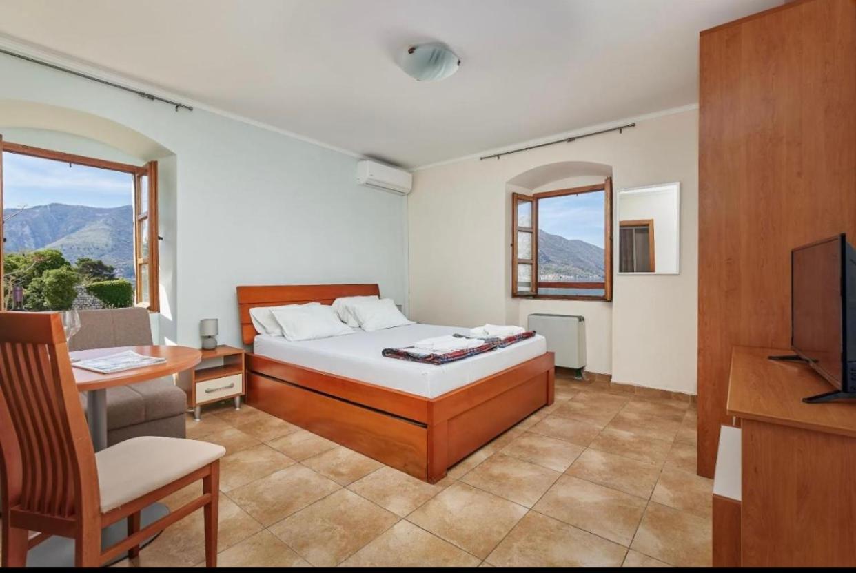 Apartments Barba Kotor Exterior foto